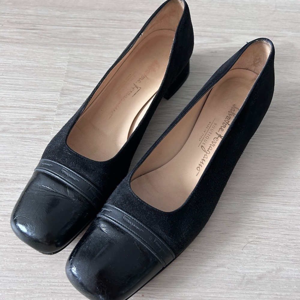 Vintage Salvatore Ferragamo Black Suede & Patent Leather Pumps